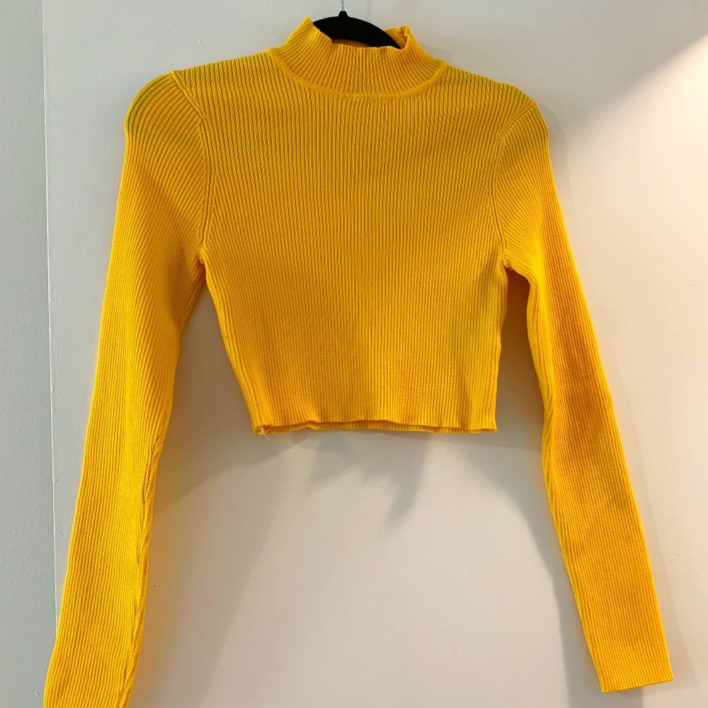 H&M Yellow Crop
